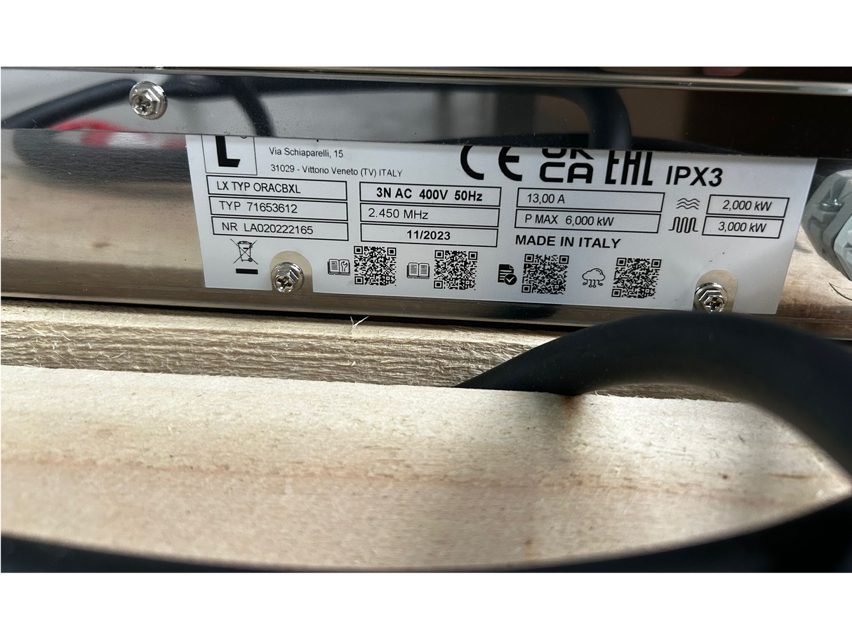 B-Grade - Oracle XL - Black - 3 Phase Electric